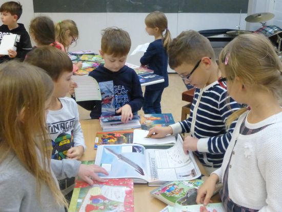 Buchausstellung Gruppe